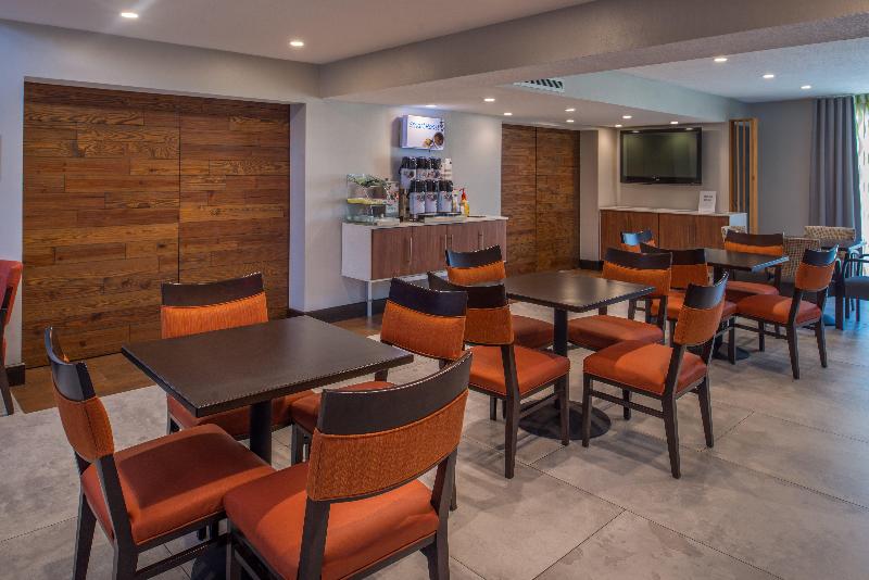 호텔 Holiday Inn Express & Suites San Antonio Medical Center North, An Ihg