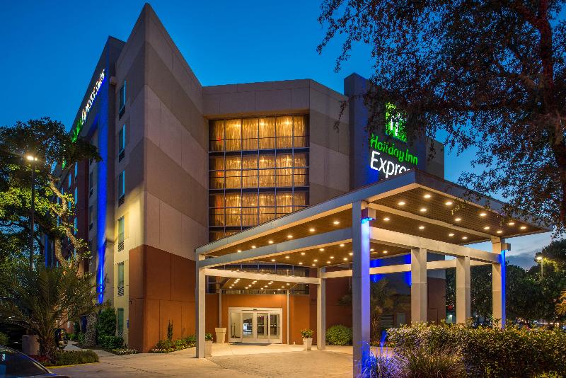 호텔 Holiday Inn Express & Suites San Antonio Medical Center North, An Ihg