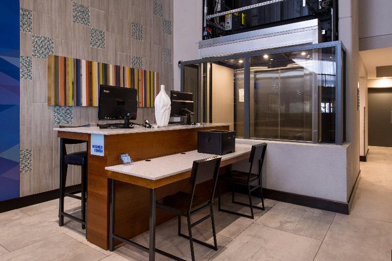 호텔 Holiday Inn Express & Suites San Antonio Medical Center North, An Ihg