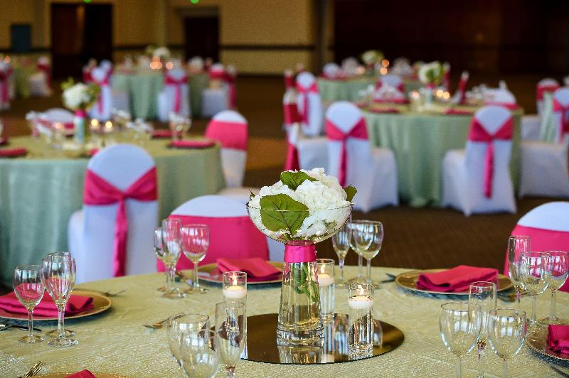 هتل Holiday Inn Portland   Columbia Riverfront, An Ihg