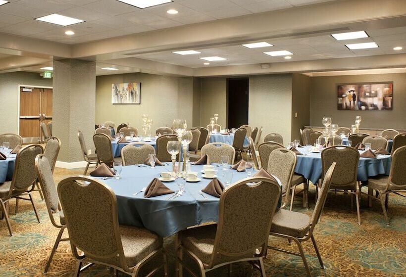 酒店 Holiday Inn Rock Island Quad Cities, An Ihg