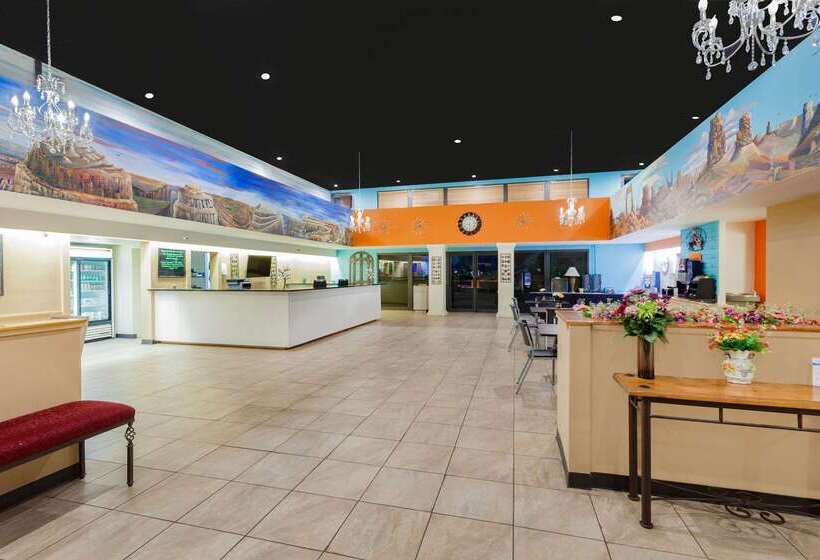 فندق Howard Johnson By Wyndham Yuma