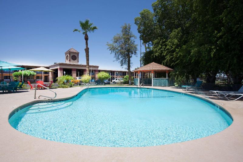 هتل Howard Johnson By Wyndham Yuma