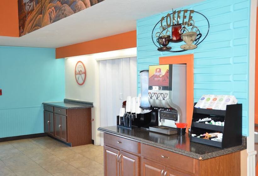 فندق Howard Johnson By Wyndham Yuma