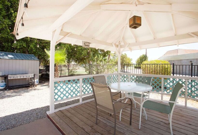 فندق Howard Johnson By Wyndham Yuma