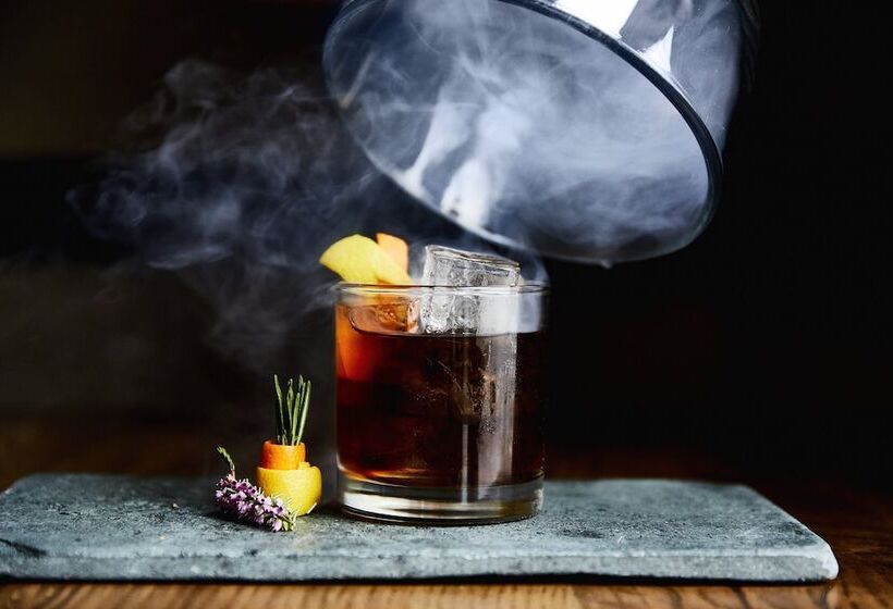 Kimpton Riverplace Hotel, An Ihg