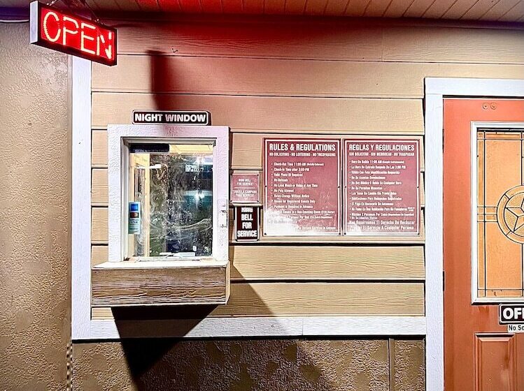 ホテル Regency Inn   Fort Sam Houston