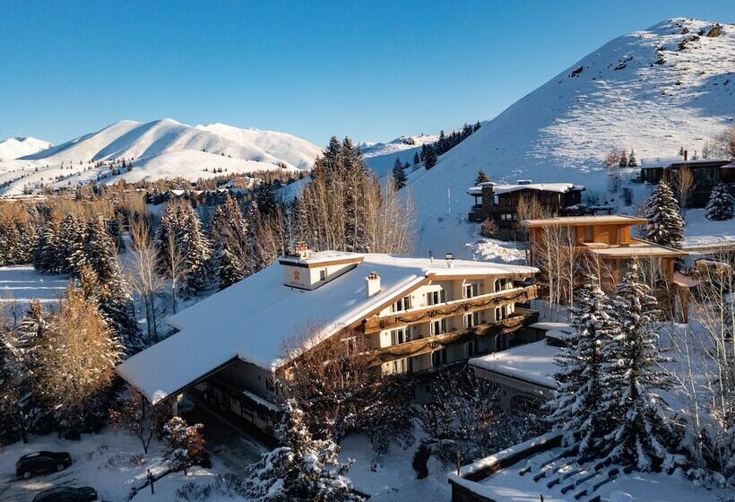 فندق Knob Hill Inn