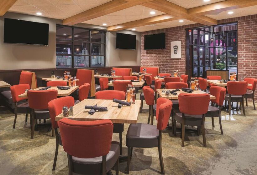 호텔 La Quinta By Wyndham Joplin