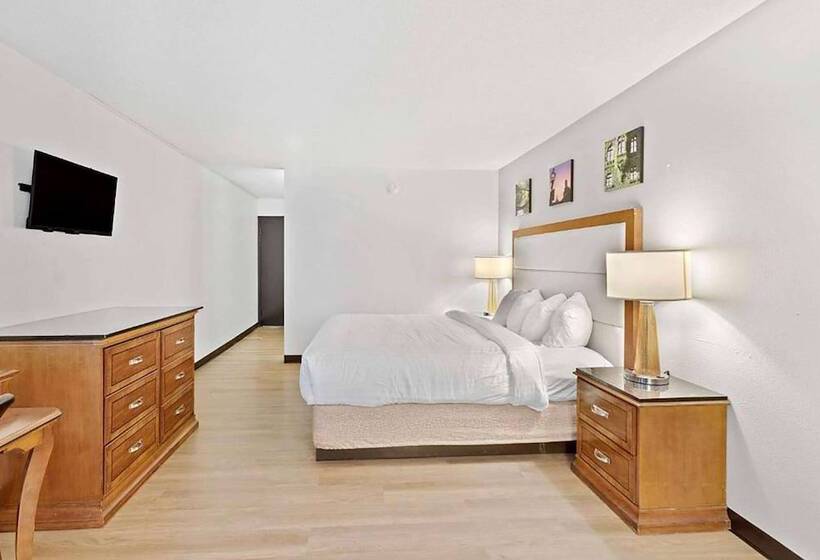 فندق Days Inn By Wyndham Erie