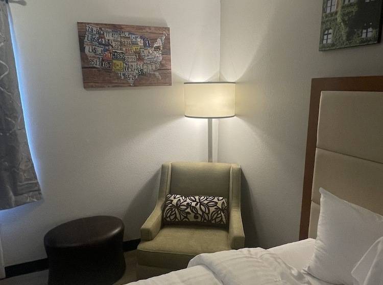 فندق Days Inn By Wyndham Erie