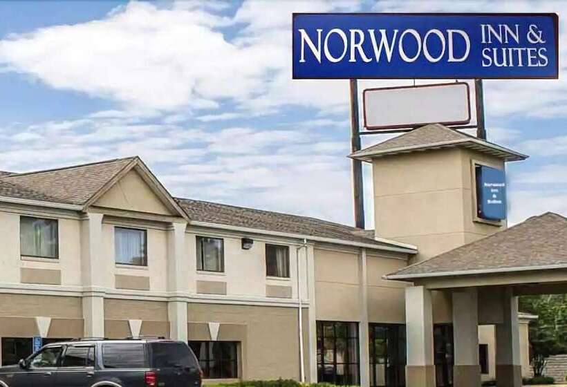 酒店 Norwood Inn & Suites North Conference Center