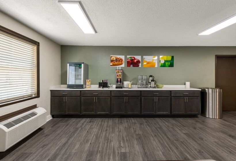 호텔 Quality Inn Airport