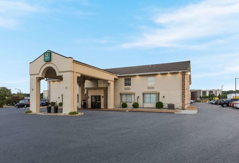 호텔 Quality Inn Airport