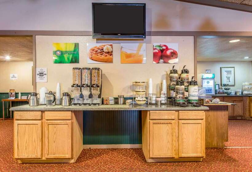 ホテル Quality Inn & Conference Center
