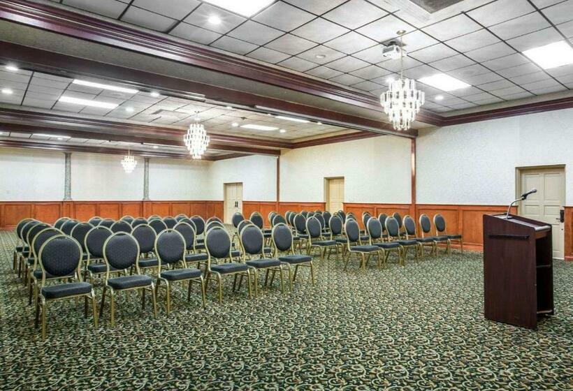 فندق Quality Inn & Suites