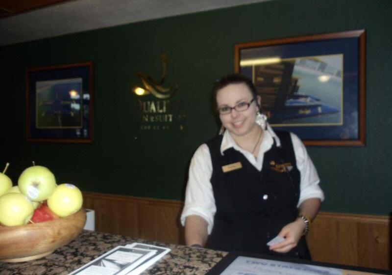 בית מלון כפרי Quality Inn & Suites Pensacola Bayview