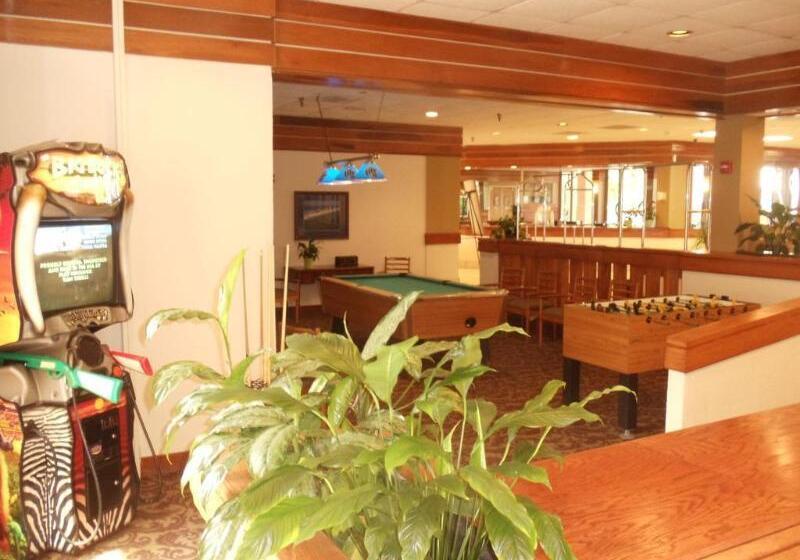 בית מלון כפרי Quality Inn & Suites Pensacola Bayview