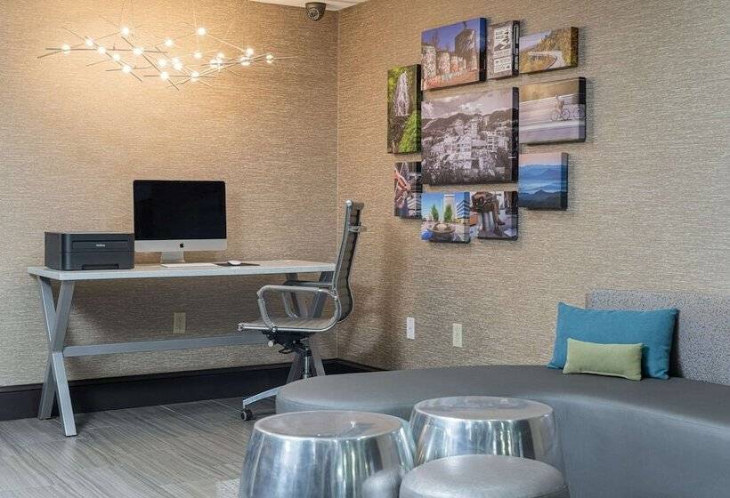 Отель Quality Inn Asheville Downtown Tunnel Rd