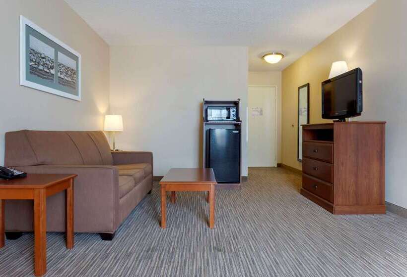 هتل Quality Inn Harrison North