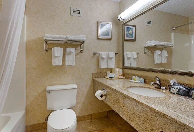 هتل Quality Inn Harrison North