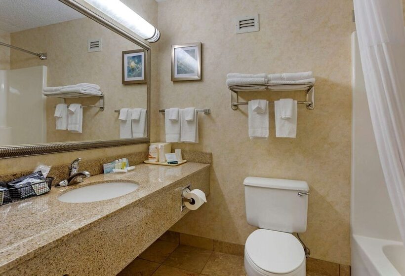 هتل Quality Inn Harrison North