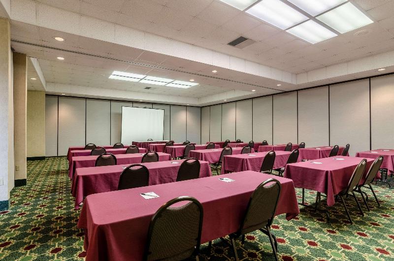 هتل Quality Inn Harrison North