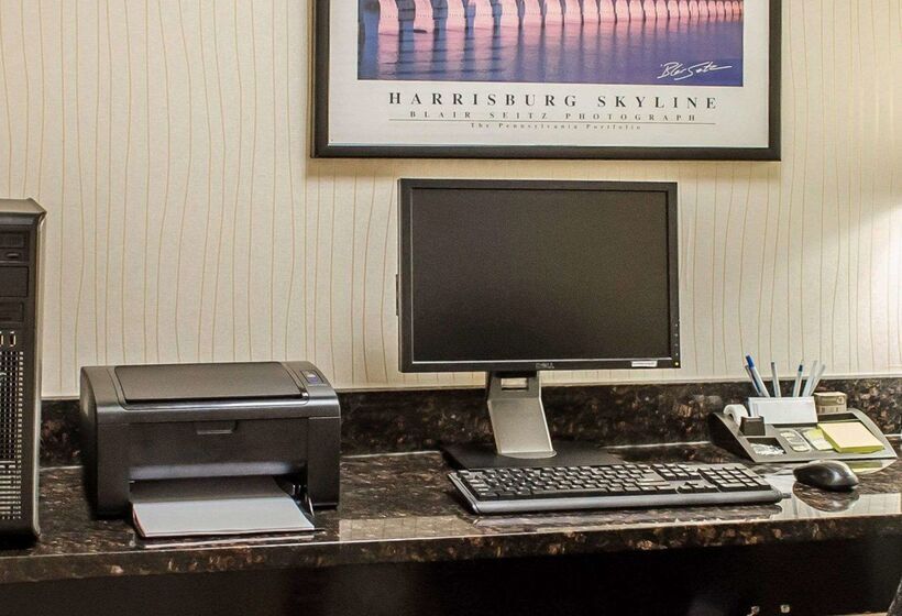 Отель Quality Inn Harrisburg Downtown Riverfront