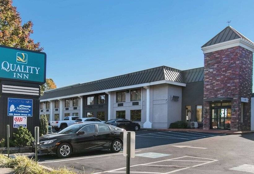 Отель Quality Inn Harrisburg Downtown Riverfront