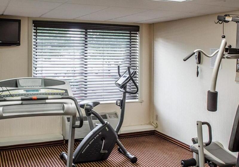 Отель Quality Inn Harrisburg Downtown Riverfront