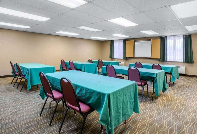 酒店 Quality Inn & Suites Des Moines   Merle Hay Road