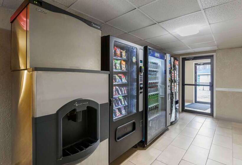 酒店 Quality Inn & Suites Des Moines   Merle Hay Road