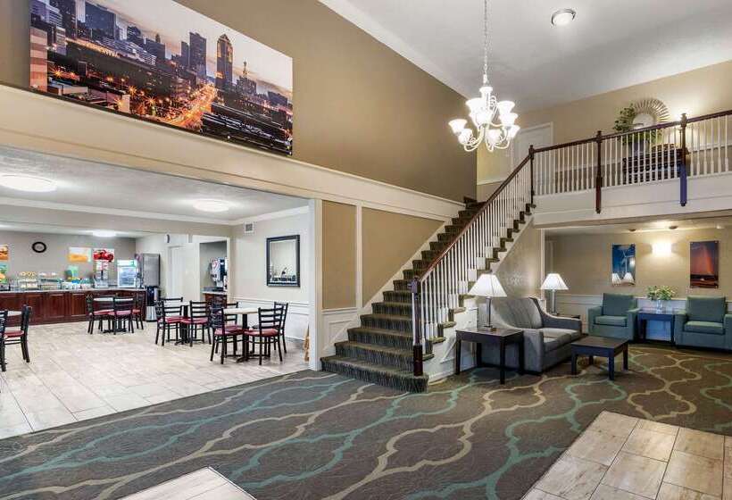 هتل Quality Inn & Suites Des Moines   Merle Hay Road