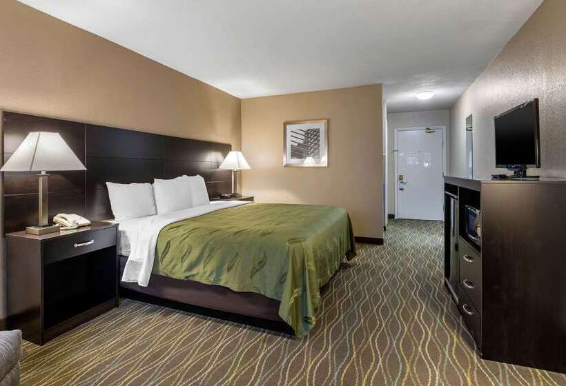 酒店 Quality Inn & Suites Des Moines   Merle Hay Road