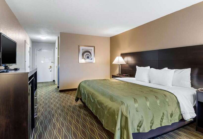 酒店 Quality Inn & Suites Des Moines   Merle Hay Road