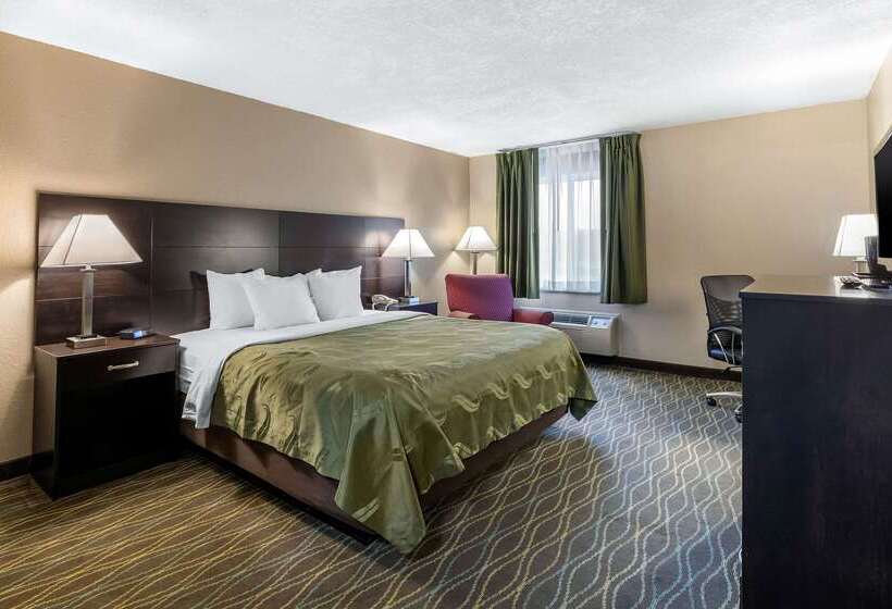 酒店 Quality Inn & Suites Des Moines   Merle Hay Road