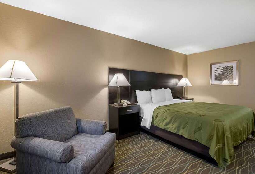 酒店 Quality Inn & Suites Des Moines   Merle Hay Road