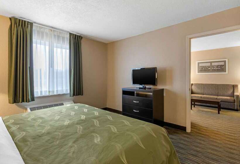 酒店 Quality Inn & Suites Des Moines   Merle Hay Road