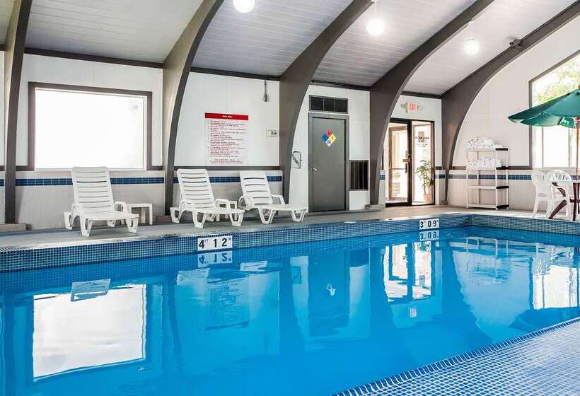酒店 Quality Inn & Suites Des Moines   Merle Hay Road