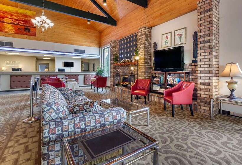 فندق Quality Inn & Suites Escanaba North