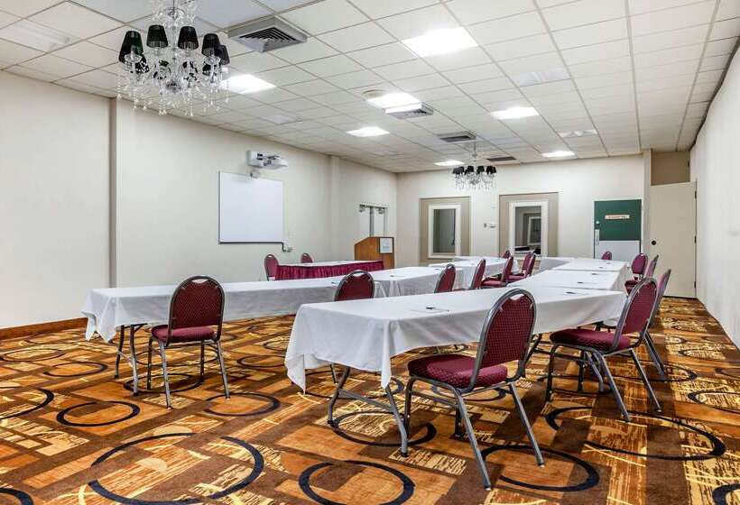 فندق Quality Inn & Suites Escanaba North