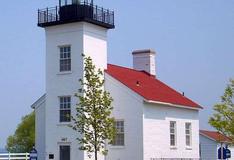 فندق Quality Inn & Suites Escanaba North