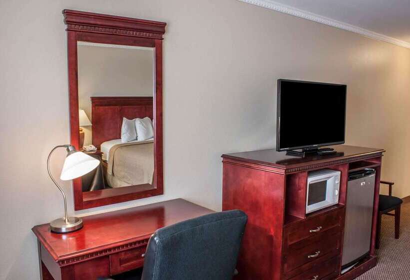 בית מלון כפרי Quality Inn & Suites Fife Seattle