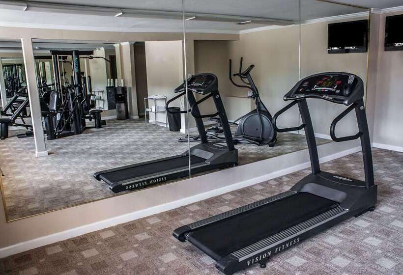 בית מלון כפרי Quality Inn & Suites Fife Seattle