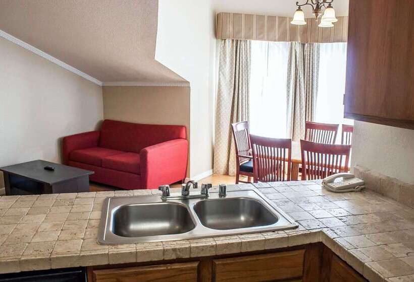 هتل Quality Inn & Suites Fife Seattle