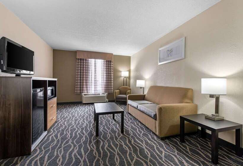 هتل Quality Inn & Suites Lafayette I65