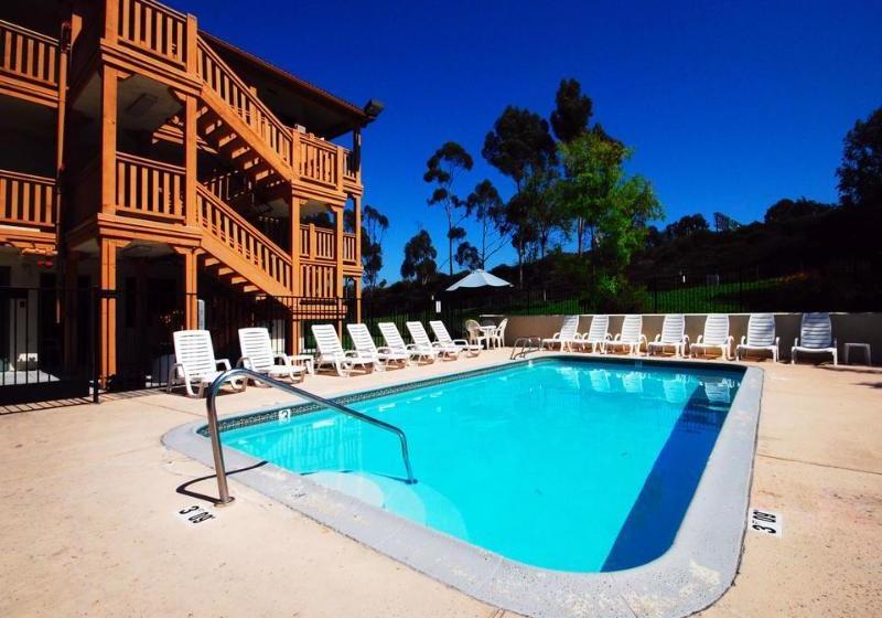 فندق Quality Inn & Suites San Diego East County 