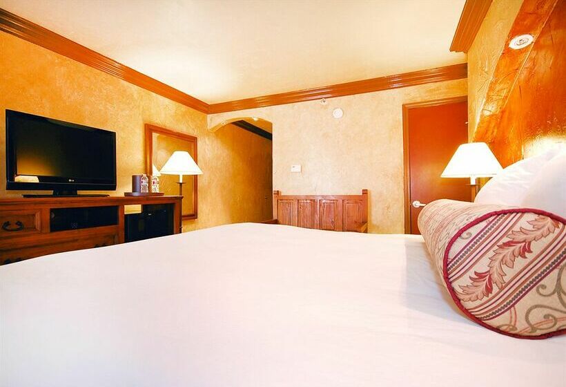 هتل Red Roof Baton Rouge-LSU Conference Center