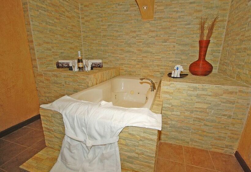 هتل Red Roof Baton Rouge-LSU Conference Center