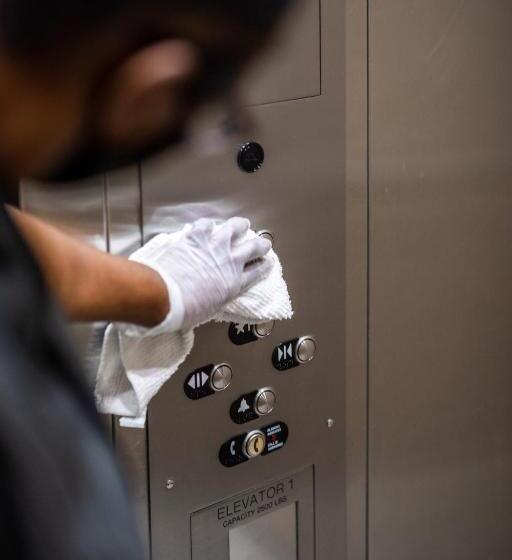 Radisson Hotel Bismarck